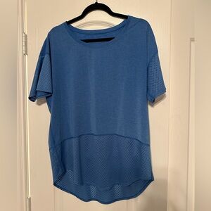 Lucy blue workout top size large